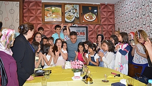 3 MUTLULUK BİR ARADA 