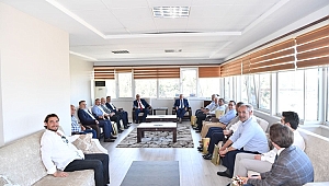 BAŞKAN MAHÇİÇEK, ESNAF ve SANATKÂRLAR ODASINI ZİYARET ETTİ 