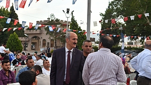 DULKADİROĞLU AİLESİ İFTARDA BULUŞTU 