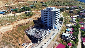  EŞSİZ MANZARALI DAİRELER SAHİPLERİNİ BEKLİYOR 