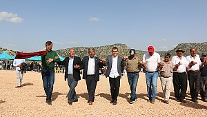 EVRİ 3. BAHAR ŞENLİĞİ'NE BAŞKAN BOZDAĞ DAMGASI 