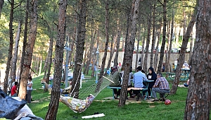 İFTARDA VATANDAŞIN BİRİNCİ TERCİHİ DULKADİROĞLU MESİRE ALANI