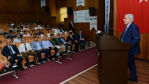 KAMPÜSTE SEKTÖREL BAKIŞ ETKİNLİĞİNİN 8.Sİ DÜZENLENDİ 