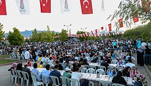 KSÜ ÖĞRENCİLERİ İFTAR YEMEĞİNDE BİR ARAYA GELDİ 