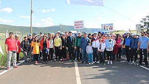 PAZARCIK’TA DOĞA YÜRÜYÜŞÜ DÜZENLENDİ 