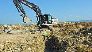 SANAYİ’DE ALTYAPI ÇALIŞMALARI SÜRÜYOR 