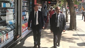 VALİ ÖZKAN ESNAFLARA HAYIRLI RAMAZANLAR DİLEĞİNDE BULUNDU 