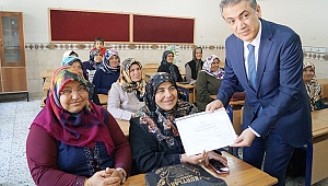 35 BİN ÖĞRENCİ KARNE ALDI 