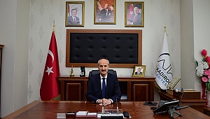 BAYRAMLARDA , SEVİNÇLERİMİZLE DİNİ VE MİLLİ DUYGULARIMIZ PERÇİNLEŞİR 