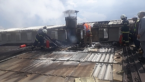 İTFAİYEDEN YANGINA 2 DAKİKADA MÜDAHALE 