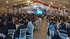 KAHRAMANMARAŞLILAR ÜÇ BİN KİŞİLİK SALONA SIĞMADI 