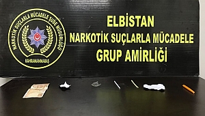 UYUŞTURUCU TACİRİNE SUÇÜSTÜ 