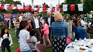 YETİMLER BİZE İNANÇLARIMIZIN EMANETİDİR 