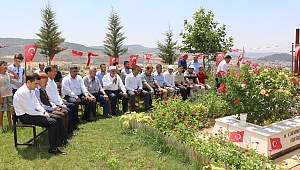 AZİZ ŞEHİTLERİMİZİ RAHMETLE VE MİNNETLE ANIYORUZ 