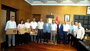 BÜYÜKŞEHİR’DEN 6 OKULA BİLGİSAYAR 