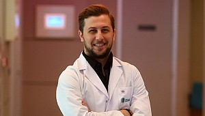 PÜRE YEMEKLER, BEBEKLERİN DİL GELİŞİMİNİ OLUMSUZ ETKİLİYOR! 