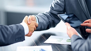 TÜRKİYE’DE HER 100 MEZUNDAN 61’İ İŞ BULUYOR 