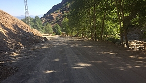 YAVŞAN YOLUNDA ÇALIŞMALAR DEVAM EDİYOR 