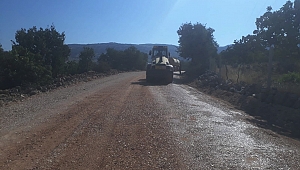 YOL YAPIM VE ONARIM ÇALIŞMALARI DEVAM EDİYOR 