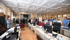 BAŞKAN MAHÇİÇEK’TEN PERSONELLERİYLE ANLAMLI BAYRAMLAŞMA 