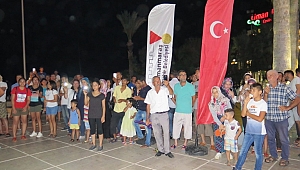 DONDURMA TIRI KKTC’DE GÖNÜLLERİ FETHETTİ 