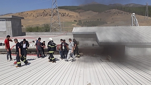 FABRİKA YANGININA ANINDA MÜDAHALE 