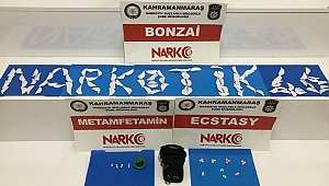 PARKTA UYUŞTURUCU SATIŞINA SUÇÜSTÜ 