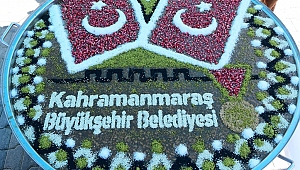 BAŞKAN ERKOÇ ÇAĞLAYANCERİT’TE AŞURE DAĞITTI 