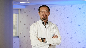 ‘DİŞ SIKMA’ AİLEDEN GELİYOR 