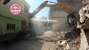 TEKKE'DE YIKIM DEVAM EDİYOR