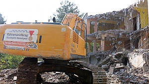 YIKIM ÇALIŞMALARI DİVANLI MAHALLESİ’NDE 