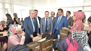 BAŞKAN OKUMUŞ’TAN ÜNİVERSİTE ÖĞRENCİLERİNE HOŞGELDİN HEDİYESİ 