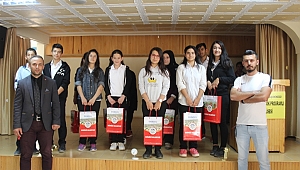 EKİNÖZÜ BELEDİYESİNDEN DEZAVANTAJLI ÖĞRENCİLERE KIRTASİYE DESTEĞİ 