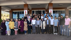 MAHÇİÇEK KAMPÜSE HOŞ GELDİN KAHVALTISINDA ÖĞRENCİLERLE BULUŞTU 