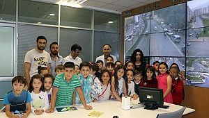 MİNİKLERE CANLI TRAFİK EĞİTİMİ 