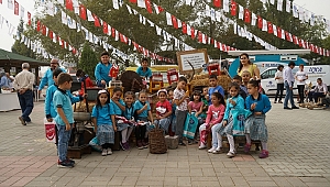 ÖĞRENCİLERDEN BAŞKAN ERKOÇ’A TEŞEKKÜR 