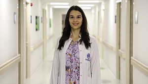 SAĞLIKLI BESLEN MEME KANSERİ RİSKİNİ DÜŞÜR! 