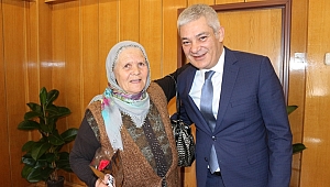 YAŞLILAR TOPLUMUN AYNASIDIR