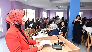 AK KADINLARDAN ANLAMLI BULUŞMA 