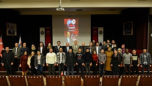BALCIOĞLU, KSÜ’DE “SEVGİ VE BAŞARI” KONULU SÖYLEŞİ GERÇEKLEŞTİRDİ 