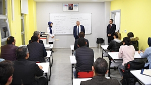 “ BELEDİYE PERSONELİ İNGİLİZCE EĞİTİMİ ALIYOR” 