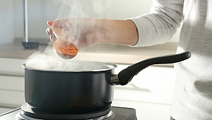 ÇORBA İÇMEK HASTALIKLARDAN KORURKEN ZAYIFLAMANIZA DA YARDIMCI OLUYOR 