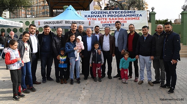 GÖNÜLLERE TAHT KURAN ONİKİŞUBAT BELEDİYESİ KOMŞULARI BULUŞTURDU