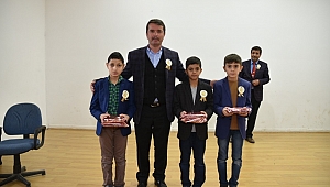 SİYAM İKİZLERİ HERKESİ AĞLATTI 