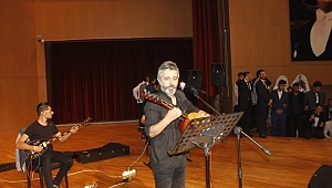 ÜLKÜ OCAKLARI BAŞKANLIĞINDAN DEV “SEVDAMIZ MİLLET YAŞASIN CUMHURİYET” KONSERİ 