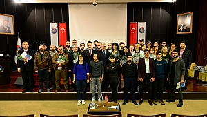 KSÜ ÖĞRENCİLERİ, YILSONU GÖSTERİSİ’NDE DOYASIYA EĞLENDİ 