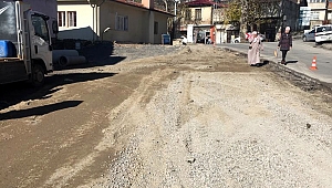SARAYALTI CADDESİ’NDE ÇALIŞMALAR DEVAM EDİYOR 