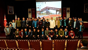 YAZAR MUSTAFA TOPCUOĞLU, KSÜ’DE SÖYLEŞİ GERÇEKLEŞTİRDİ 