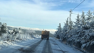 PAZARCIK’TA KARLA MÜCADELE 7/24 DEVAM EDİYOR 