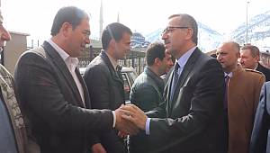 Başkan Adayları, Seçmenlerden Destek Sözü İstedi